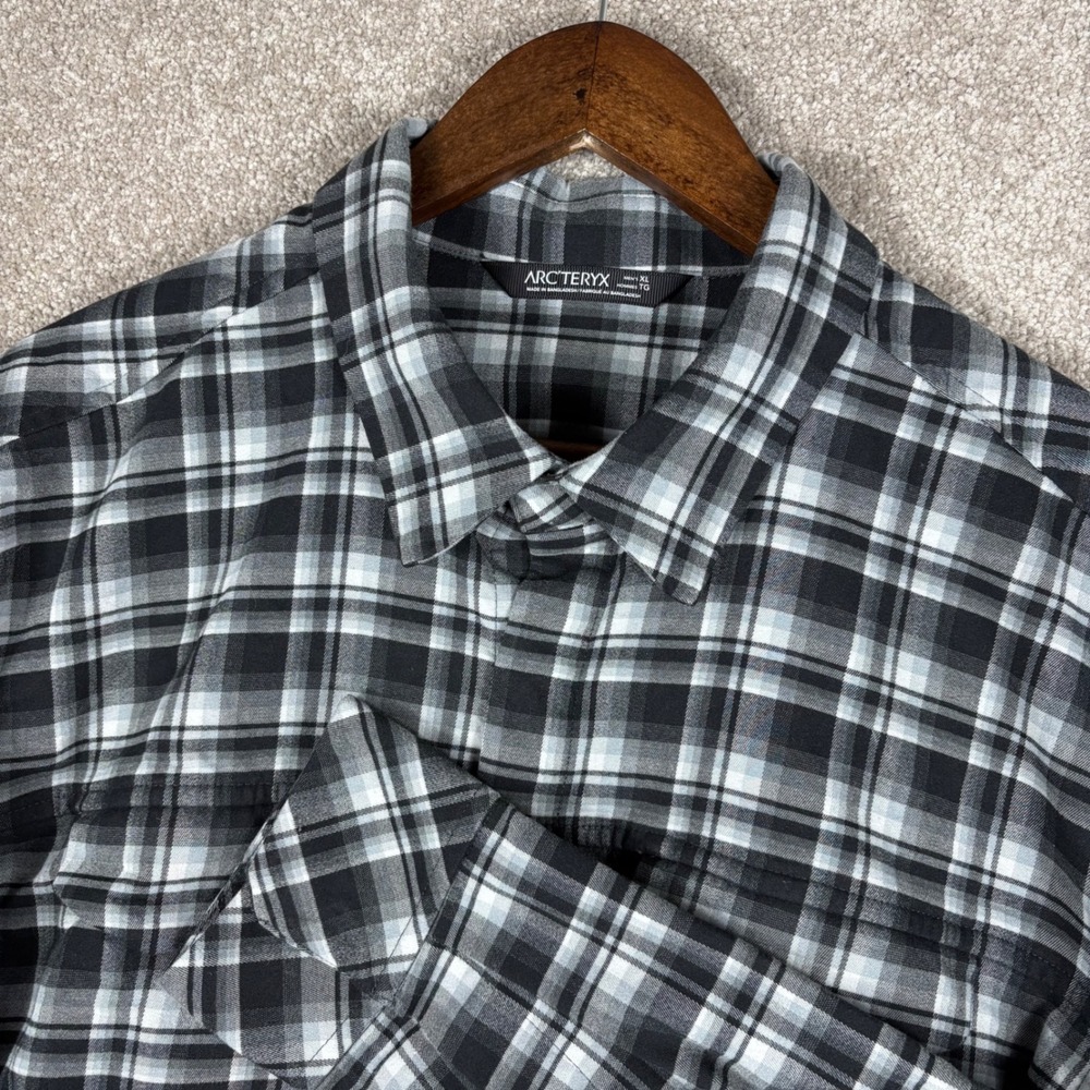Arc'teryx Mens Plaid Long Sleeve Snap Flannel Shirt Grey Black Size XL
